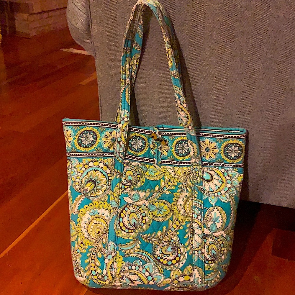 Vera Bradley tote